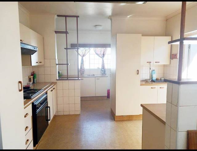 1 BEDROOM HOUSE RENTED IN SUMMERSTRAND